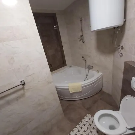 Nv Lux Daire *